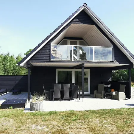 New Luxury With Nature View Near Sterby Harbour Laeso